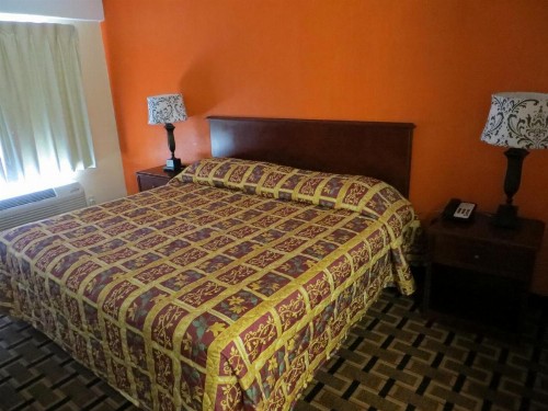 Budget Inn - image 18