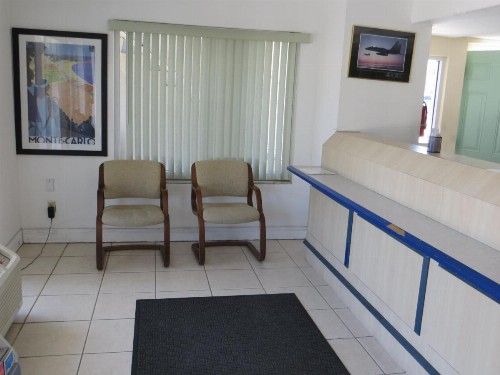 Budget Inn - image 24