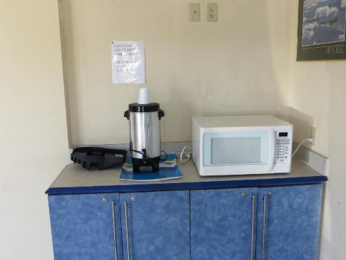 Budget Inn - image 25