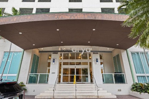 Private Residences at Hotel Arya by SoFLA Vacations - image 13
