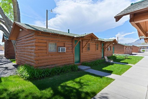 Buffalo Bill Cabin Village - image 27