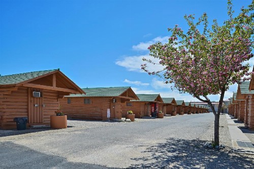 Buffalo Bill Cabin Village - image 9