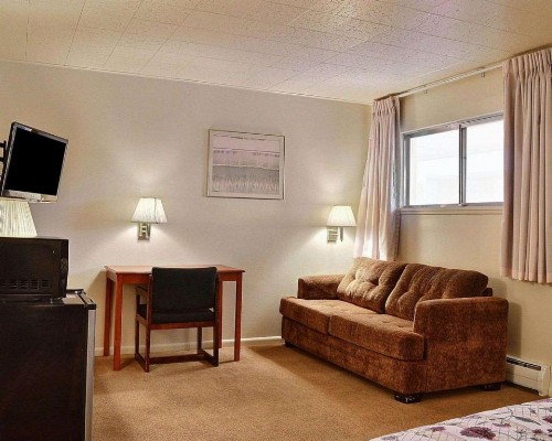 Rodeway Inn Cody - image 8