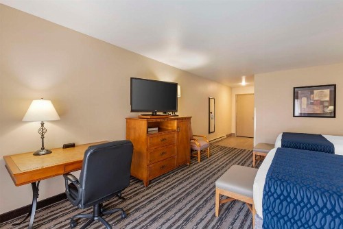 Best Western Sunset Inn - image 19