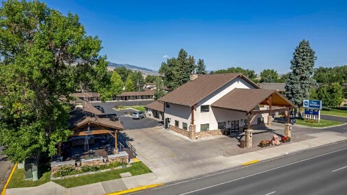 Best Western Sunset Inn - image 27