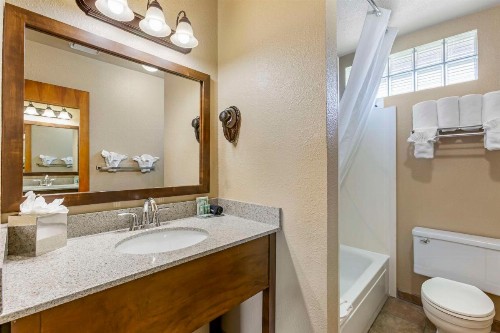 Best Western Sunset Inn - image 31