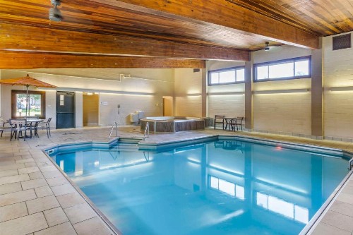 Best Western Sunset Inn - image 34