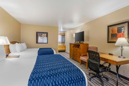 Best Western Sunset Inn - image 35