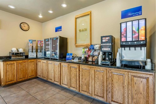 Best Western Sunset Inn - image 47