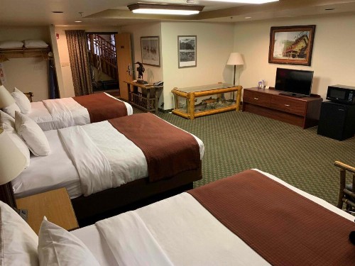 AmericInn by Wyndham Cody - image 36