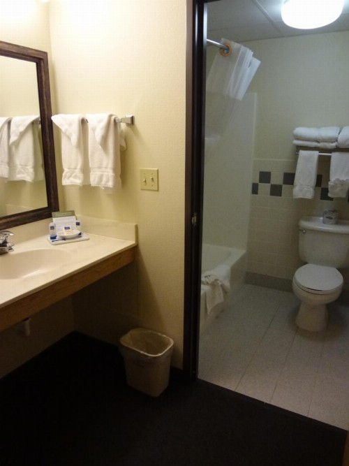 AmericInn by Wyndham Cody - image 42