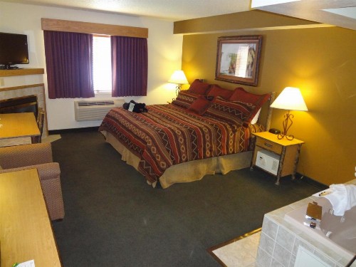AmericInn by Wyndham Cody - image 43