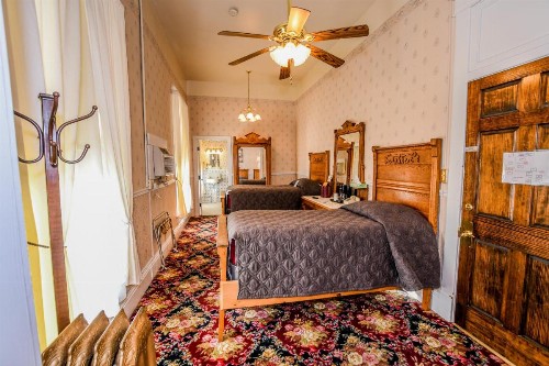 Irma Hotel - image 27