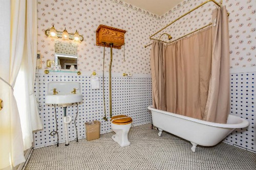 Irma Hotel - image 50