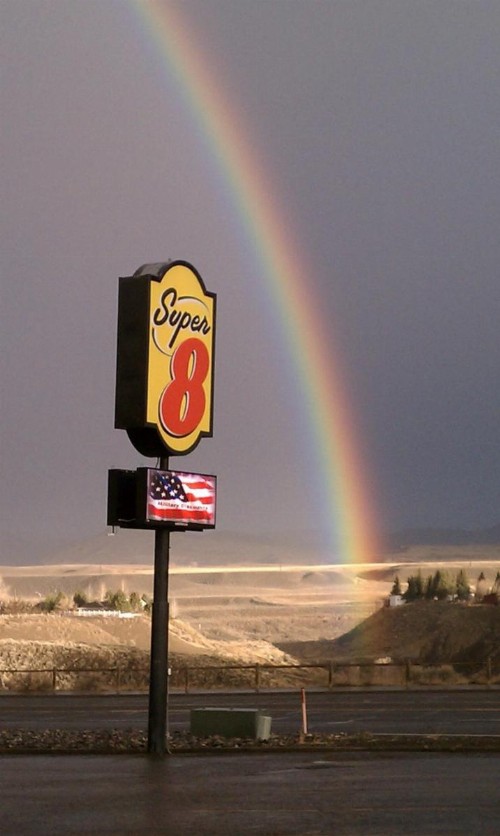 Super 8 by Wyndham Cody - image 39