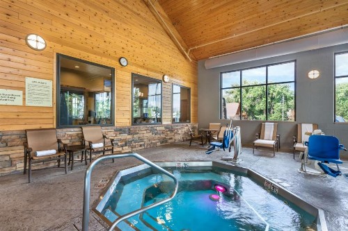Best Western Premier Ivy Inn & Suites - image 10