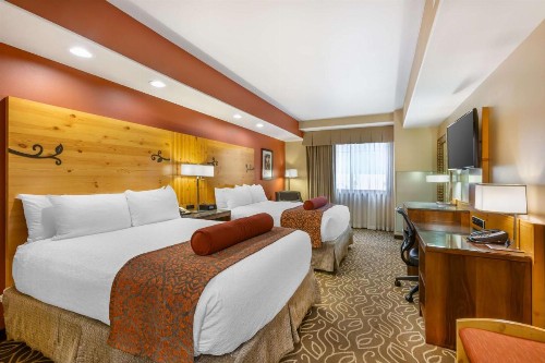 Best Western Premier Ivy Inn & Suites - image 14
