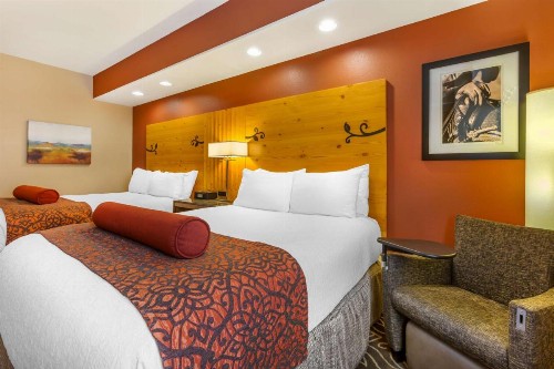 Best Western Premier Ivy Inn & Suites - image 2