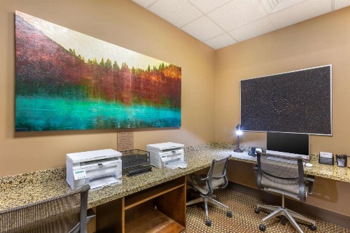 Best Western Premier Ivy Inn & Suites - image 45