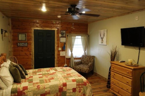 Wapiti Lodge - image 10