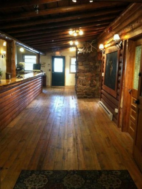 Wapiti Lodge - image 14