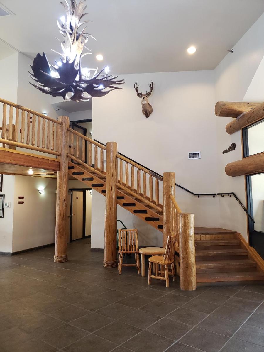 Cody Legacy Inn & Suites - image 5