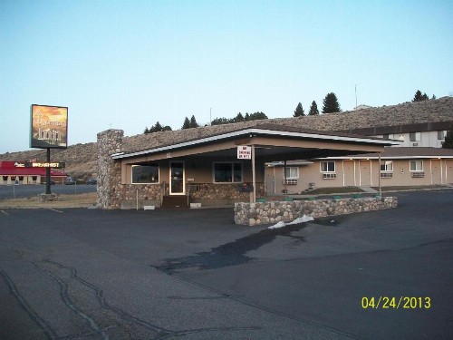 A Wyoming Inn