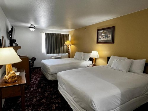 Buffalo Bill's Antlers Inn - image 19