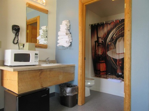 Big Bear Motel - image 34