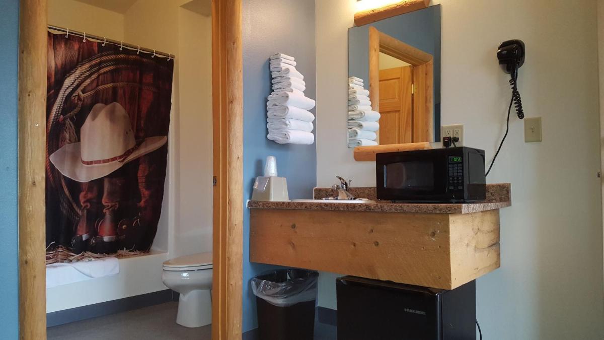Big Bear Motel - image 4