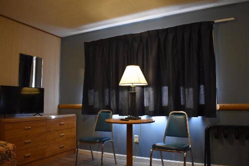 Big Bear Motel - image 41