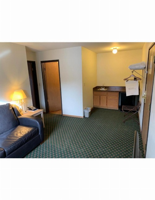 Kings Inn Cody - image 11