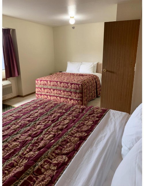 Kings Inn Cody - image 24