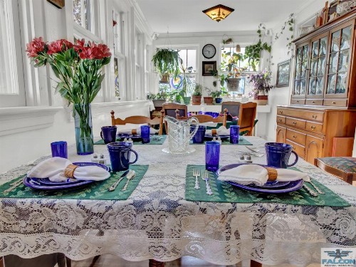 Robins Nest Bed & Breakfast - image 27