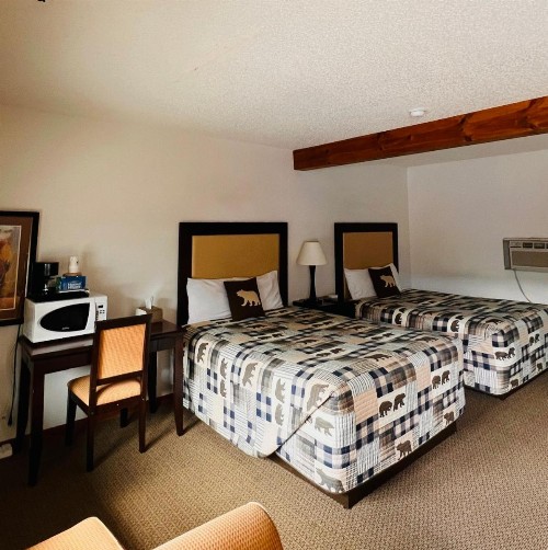Holiday Lodge - image 3