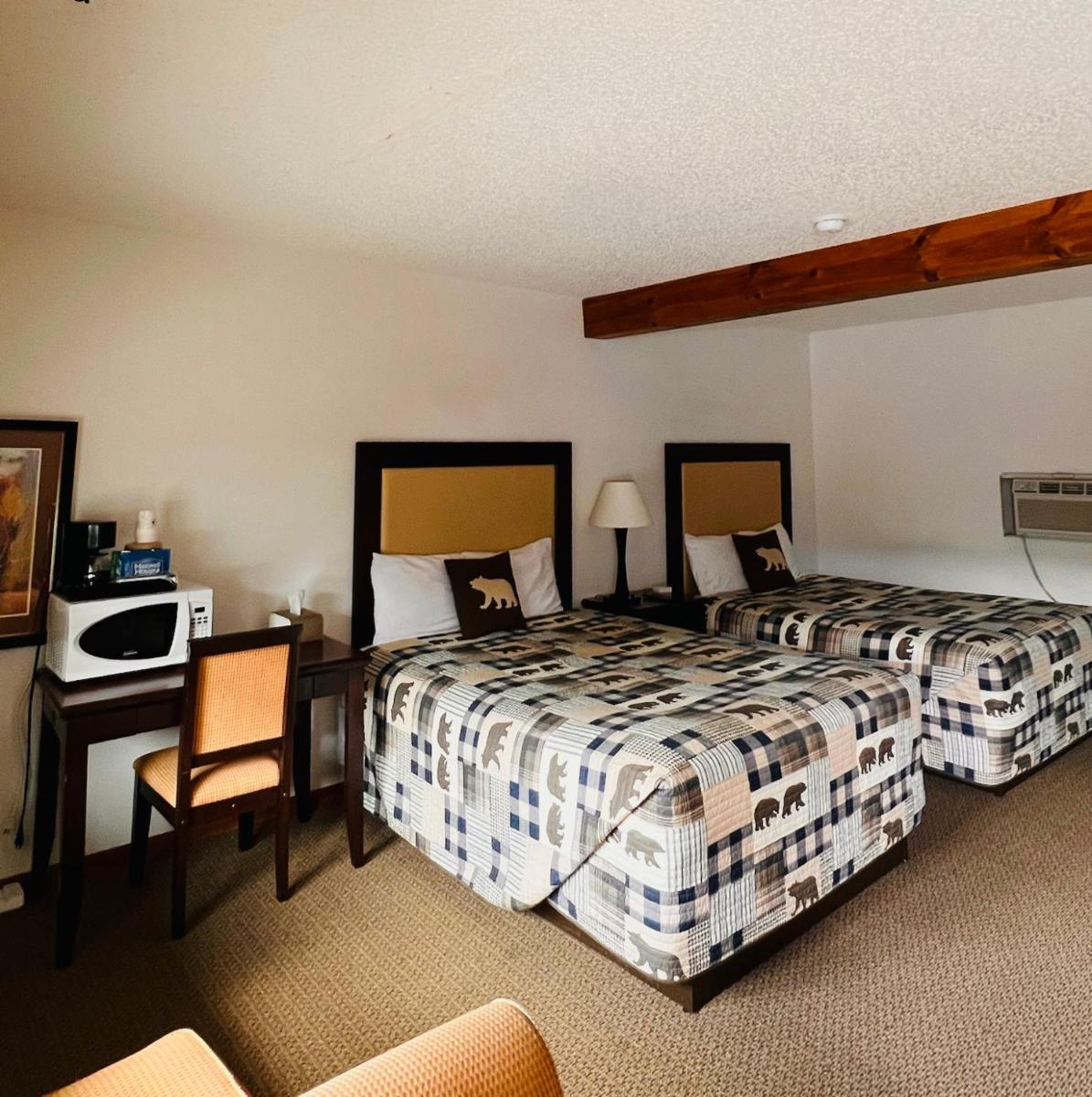 Holiday Lodge - image 3