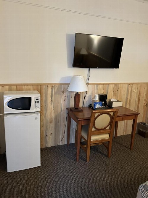 Holiday Lodge - image 46