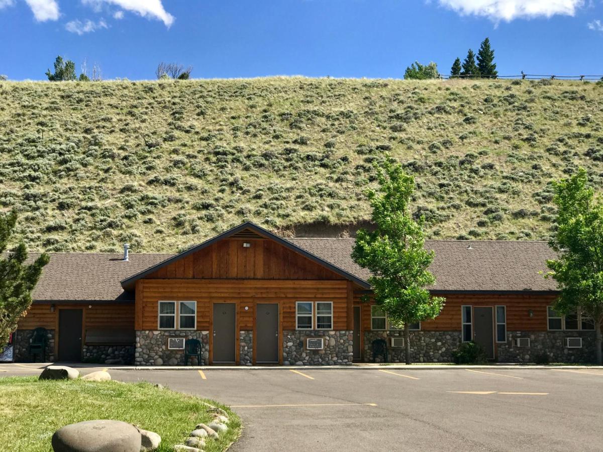 Holiday Lodge - image 5