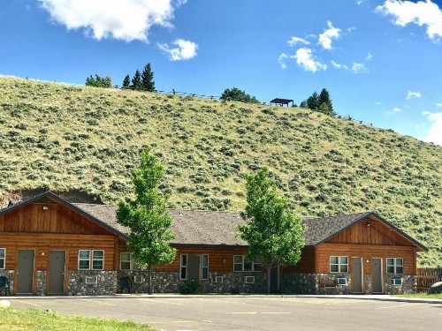 Holiday Lodge - image 6