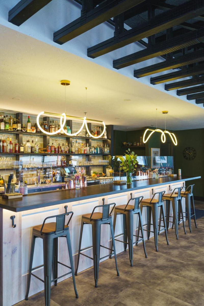 Cody Motor Lodge - main image