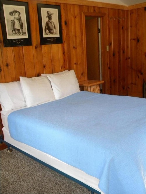 Trail Shop Inn - image 45