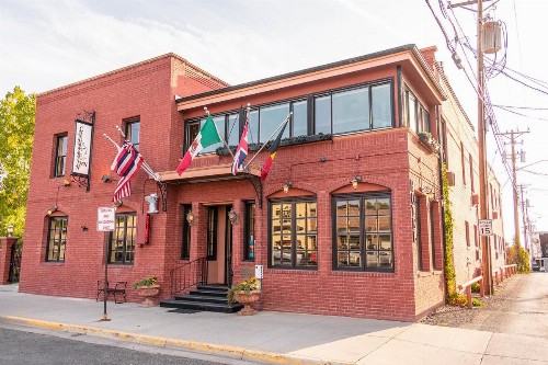 Chamberlin Inn - image 9