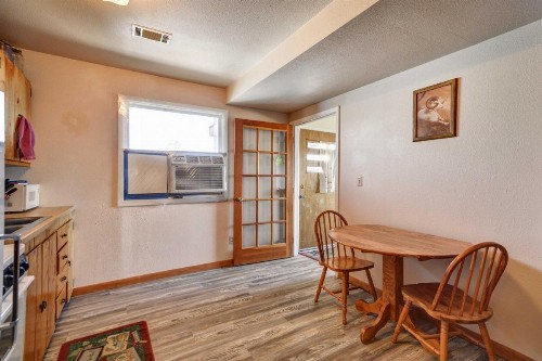 Cody Apartment with Panoramic Mountain Vistas! - image 8