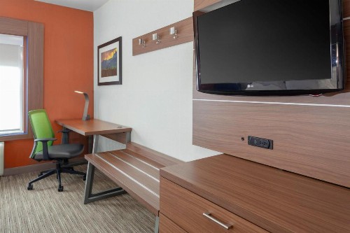 Holiday Inn Express Hotel & Suites Coeur D'Alene I-90 Exit 11 an IHG Hotel - image 16