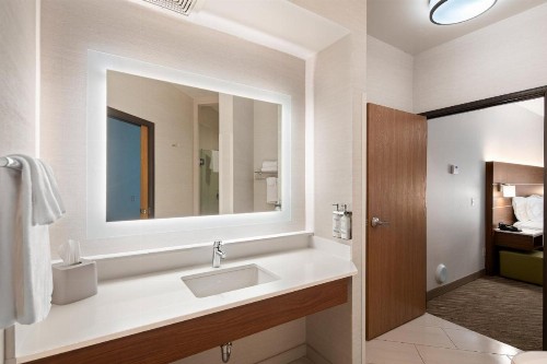 Holiday Inn Express Hotel & Suites Coeur D'Alene I-90 Exit 11 an IHG Hotel - image 20