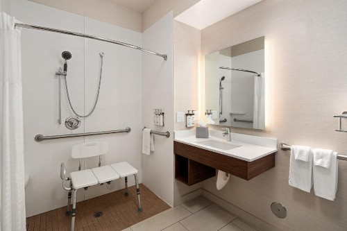 Holiday Inn Express Hotel & Suites Coeur D'Alene I-90 Exit 11 an IHG Hotel - image 22