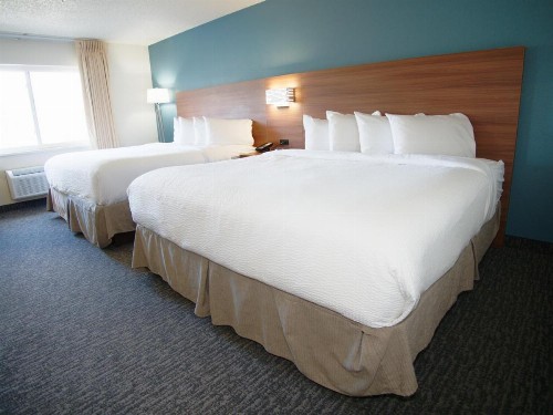 Ramada by Wyndham Coeur d'Alene - image 4