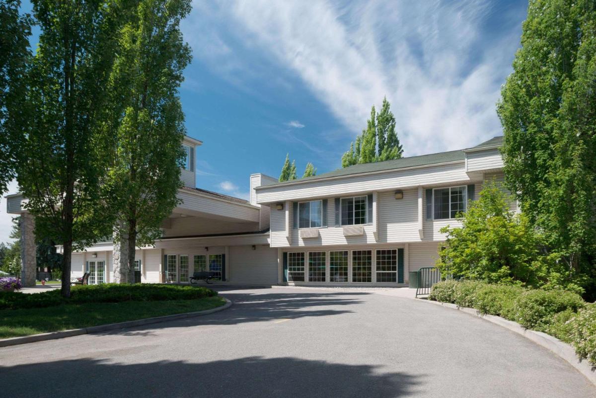 Baymont by Wyndham Coeur D Alene - image 2