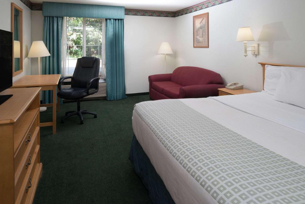 Baymont by Wyndham Coeur D Alene - image 5