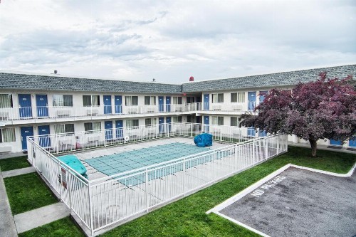 Motel 6-Coeur D'Alene ID - image 13